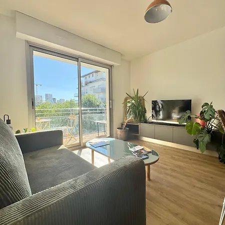 T2 - Cite Des Congres - 5' A Pied De La Gare - Parking Apartment Nantes